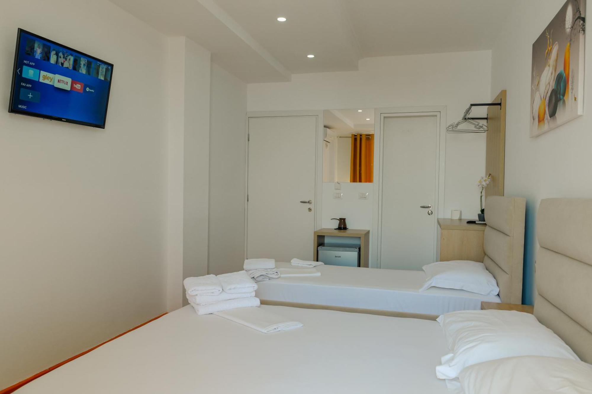Hotel Summer Sarande Exterior photo