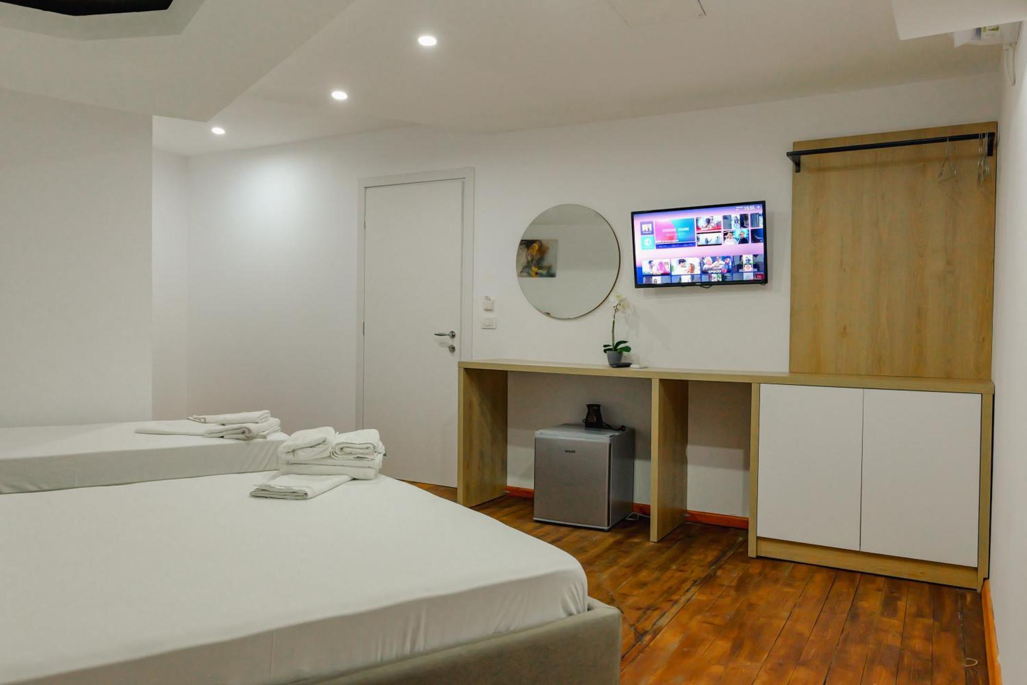 Hotel Summer Sarande Exterior photo