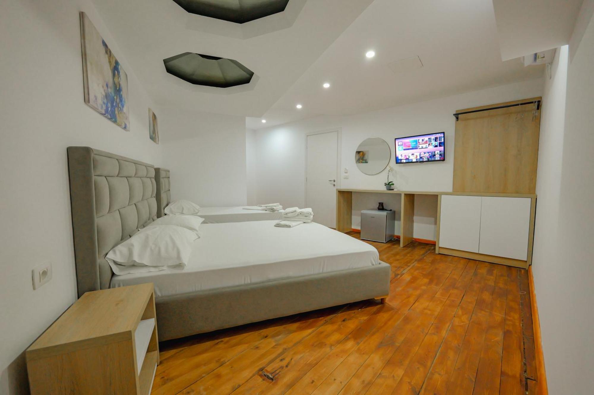 Hotel Summer Sarande Exterior photo