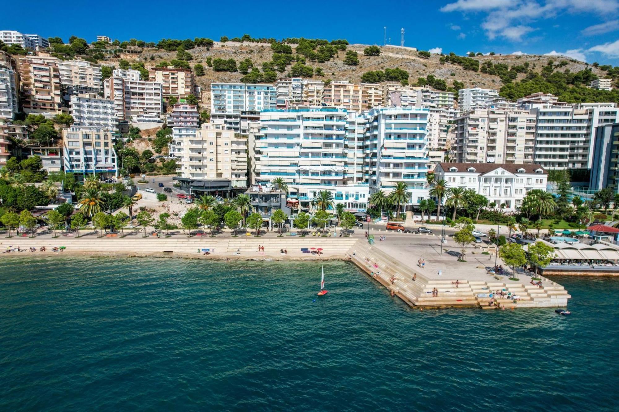 Hotel Summer Sarande Exterior photo